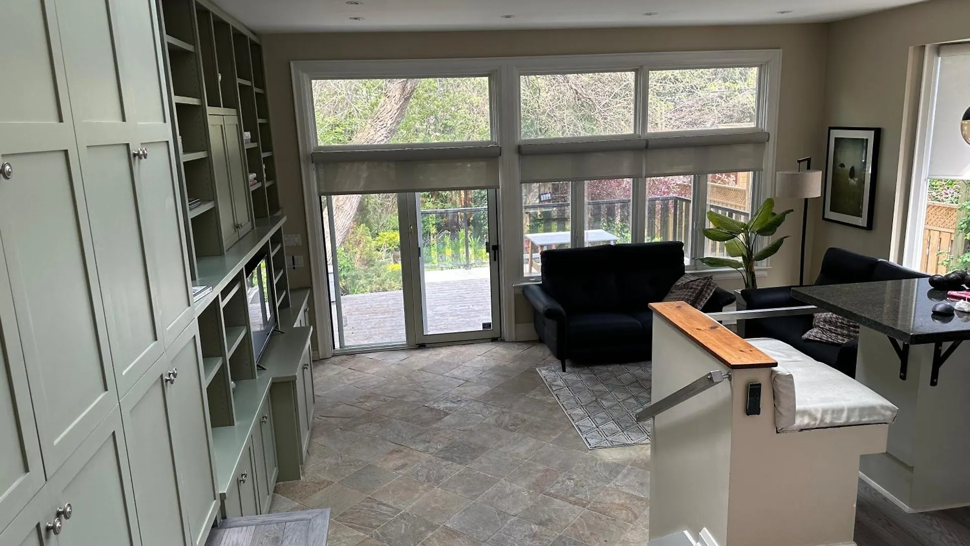 Double Bedroom On Up Or 3 Bedrooms In Basement Near Eglinton Subway Station Toronto Maison d'hôtes
