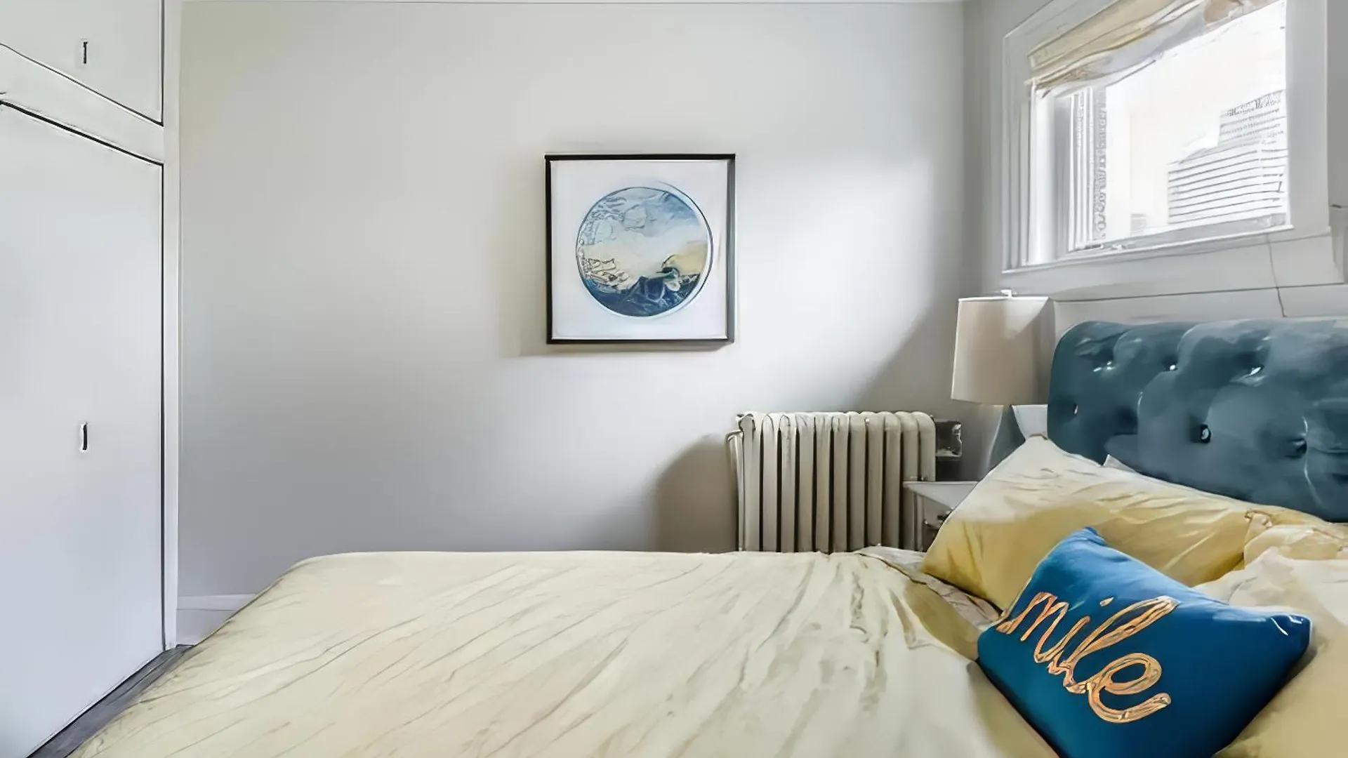 Double Bedroom On Up Or 3 Bedrooms In Basement Near Eglinton Subway Station Toronto 0*,  Canada