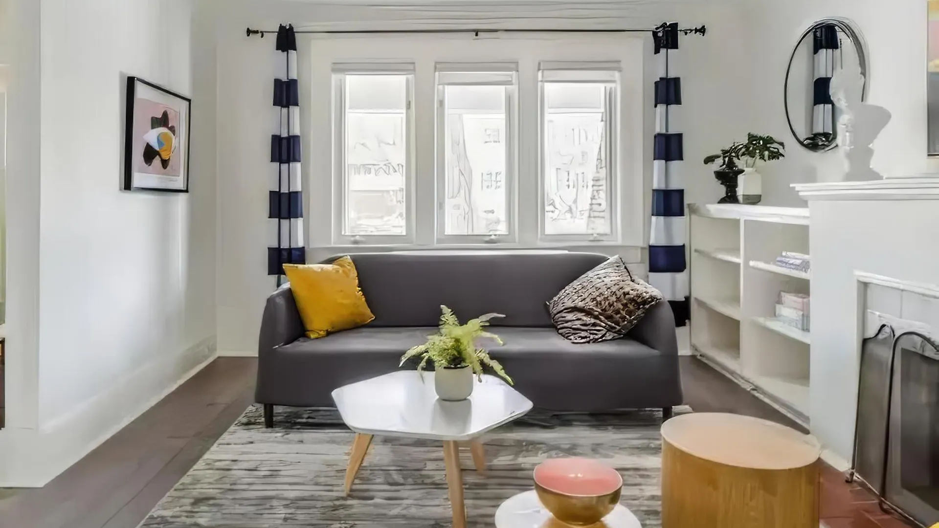 Double Bedroom On Up Or 3 Bedrooms In Basement Near Eglinton Subway Station Toronto